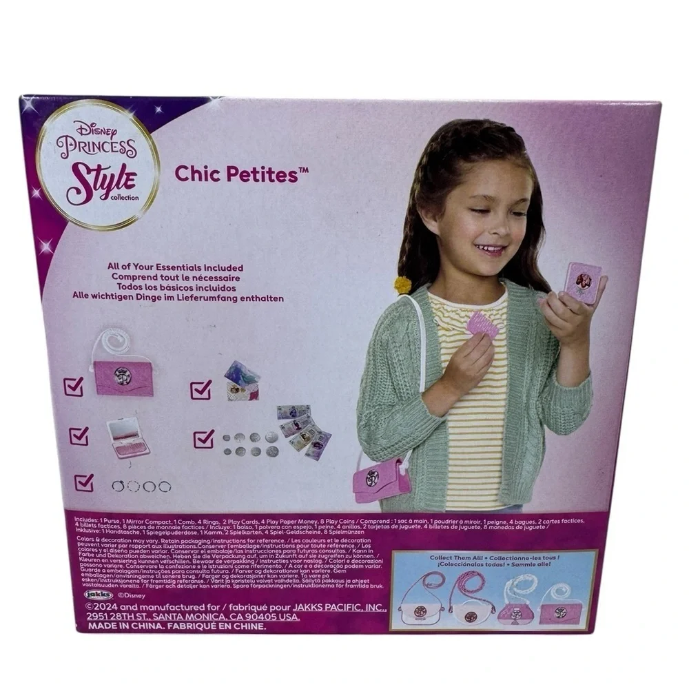 Disney.  Princess Style Chic Petites Set